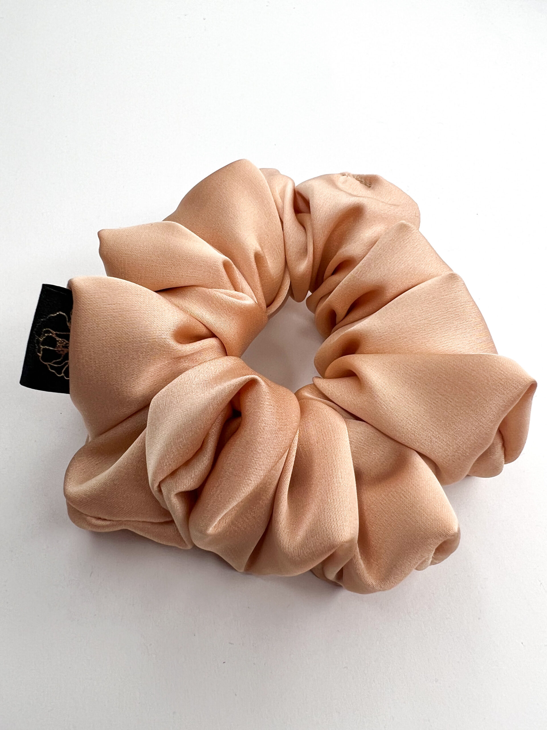 gumka jedwabna scrunchies gumka jedwabna scrunchies