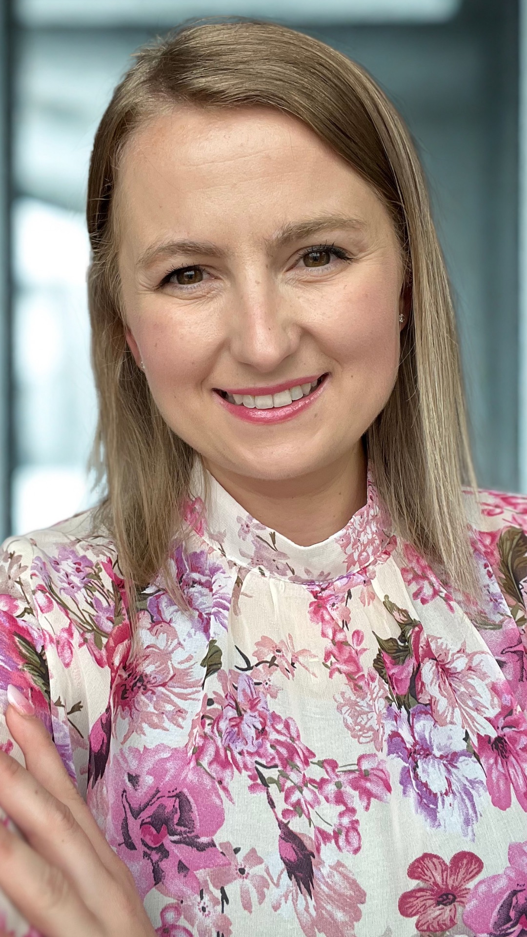 O MNIE szablony okŁadka instagram – kopia